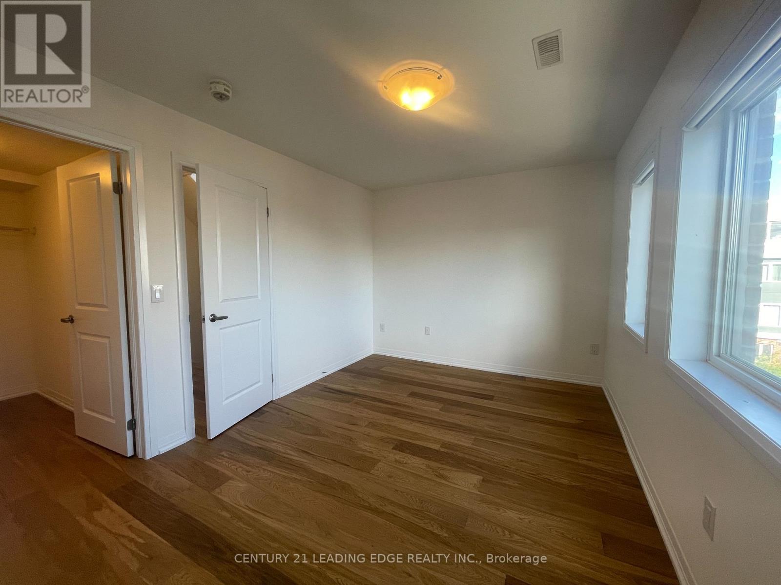 3 Locust Lodge Gardens, Toronto, Ontario  M3K 0B2 - Photo 18 - W12371980