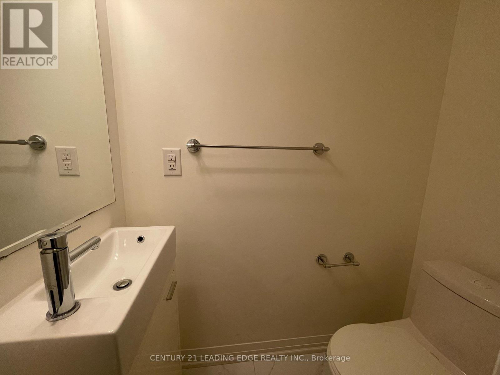 3 Locust Lodge Gardens, Toronto, Ontario  M3K 0B2 - Photo 24 - W12371980