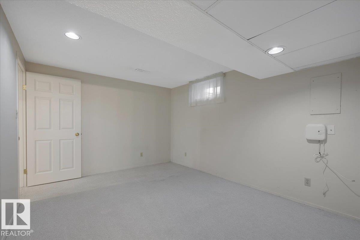 823 Richards Cr Nw, Edmonton, Alberta  T6R 1B4 - Photo 42 - E4455472