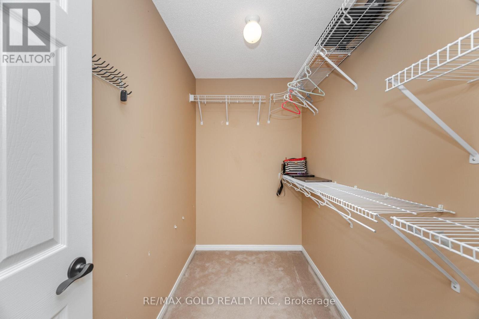 1395 Tobyn Drive, Burlington, Ontario  L7M 4V7 - Photo 33 - W12371988