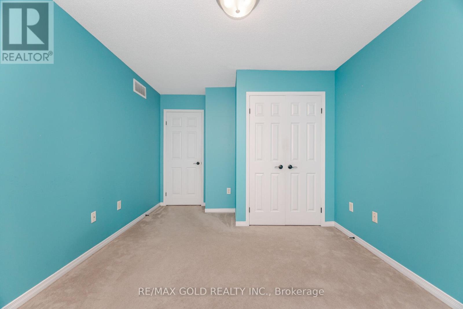 1395 Tobyn Drive, Burlington, Ontario  L7M 4V7 - Photo 35 - W12371988