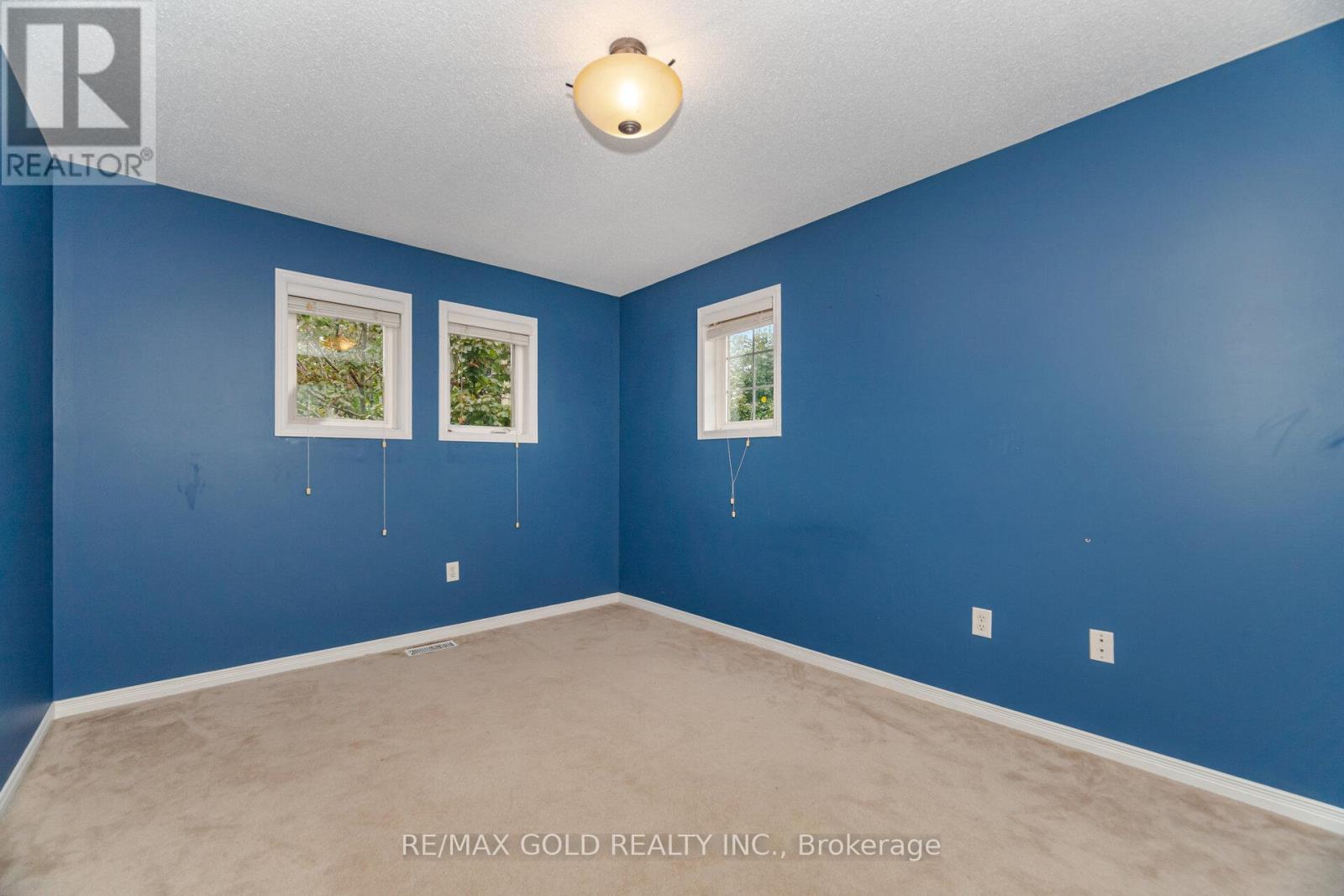 1395 Tobyn Drive, Burlington, Ontario  L7M 4V7 - Photo 36 - W12371988