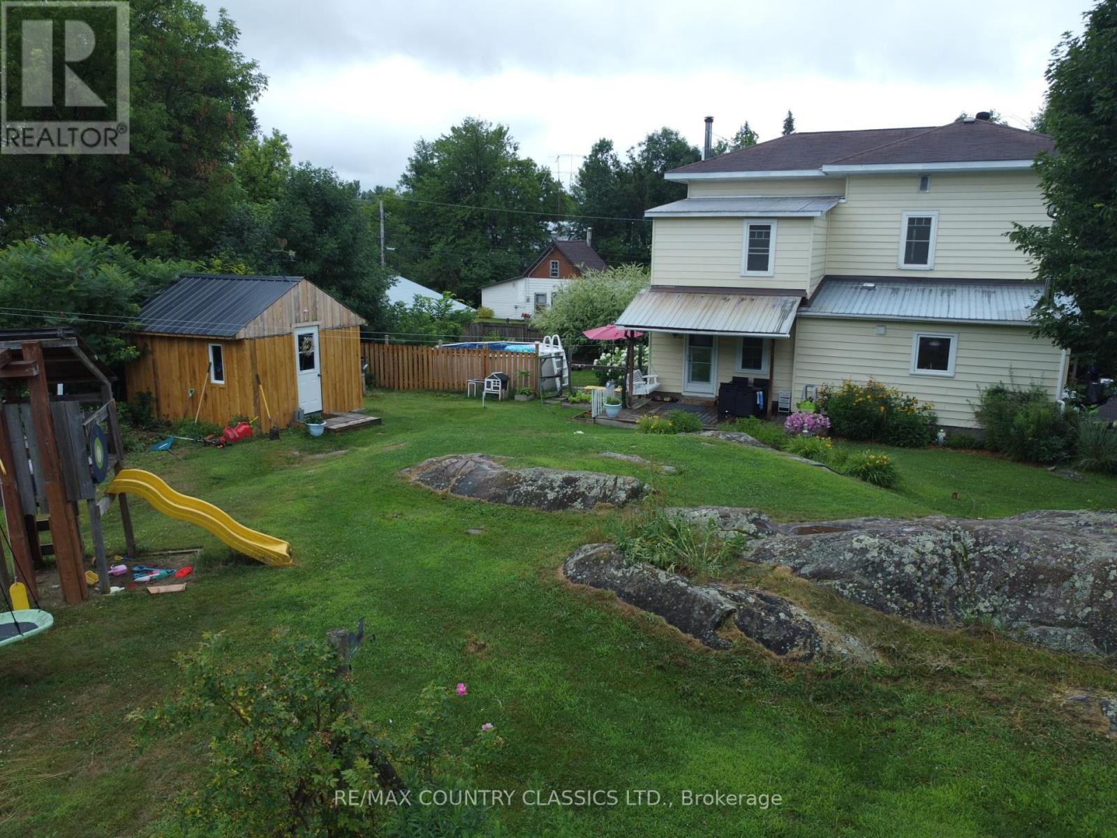 21 King Street, Hagarty And Richards, Ontario  K0J 2A0 - Photo 3 - X12372004