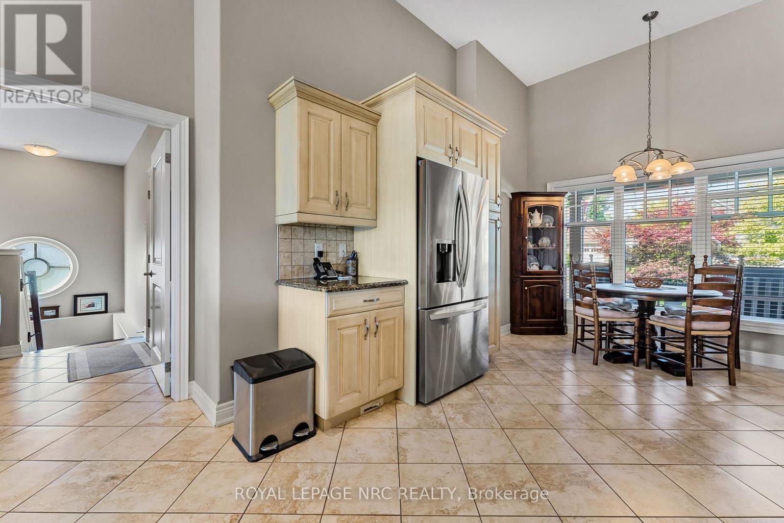 158 Sunrise Court, Fort Erie, Ontario  L0S 1N0 - Photo 27 - X12372005