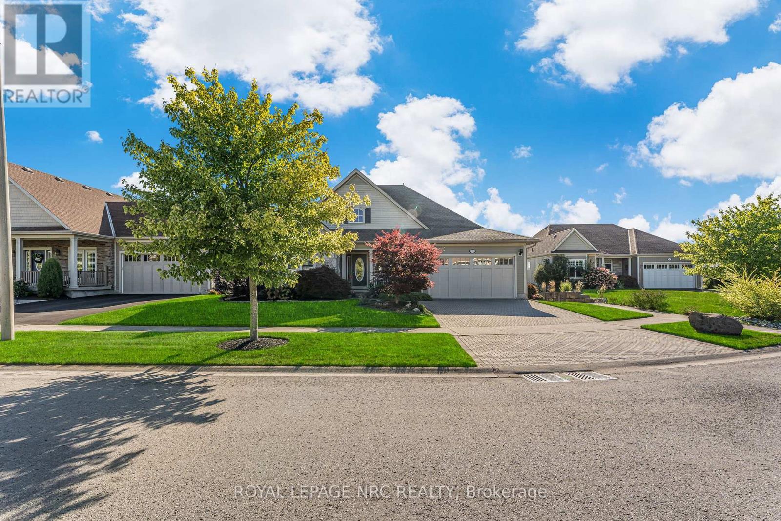 158 Sunrise Court, Fort Erie, Ontario  L0S 1N0 - Photo 3 - X12372005