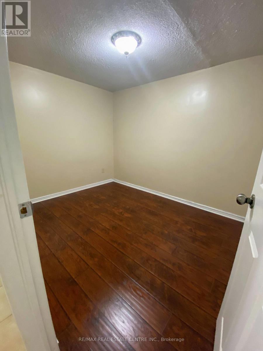 B - 89 Elgin Street N, Cambridge, Ontario  N1R 5H5 - Photo 15 - X12372003