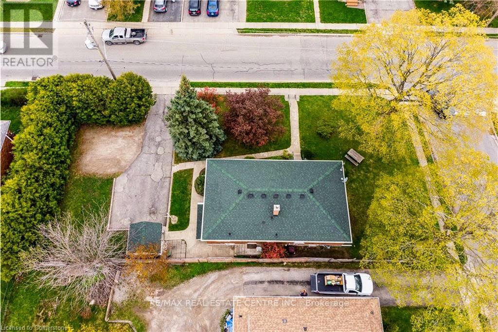 B - 89 Elgin Street N, Cambridge, Ontario  N1R 5H5 - Photo 24 - X12372003