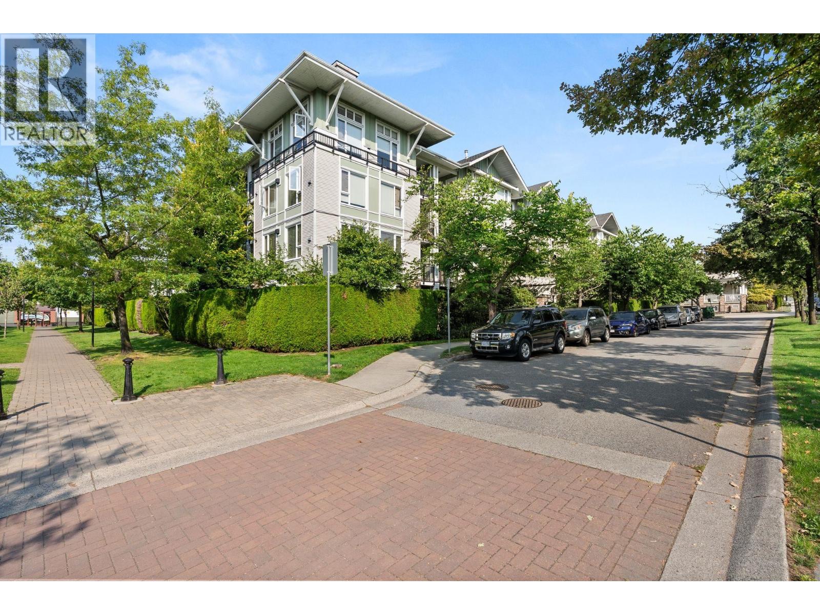 417 7089 Mont Royal Square, Vancouver, British Columbia  V5S 4W6 - Photo 4 - R3041292