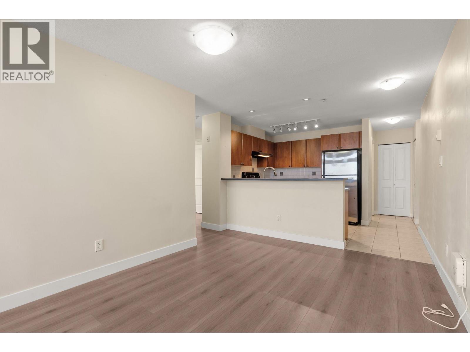 417 7089 Mont Royal Square, Vancouver, British Columbia  V5S 4W6 - Photo 12 - R3041292
