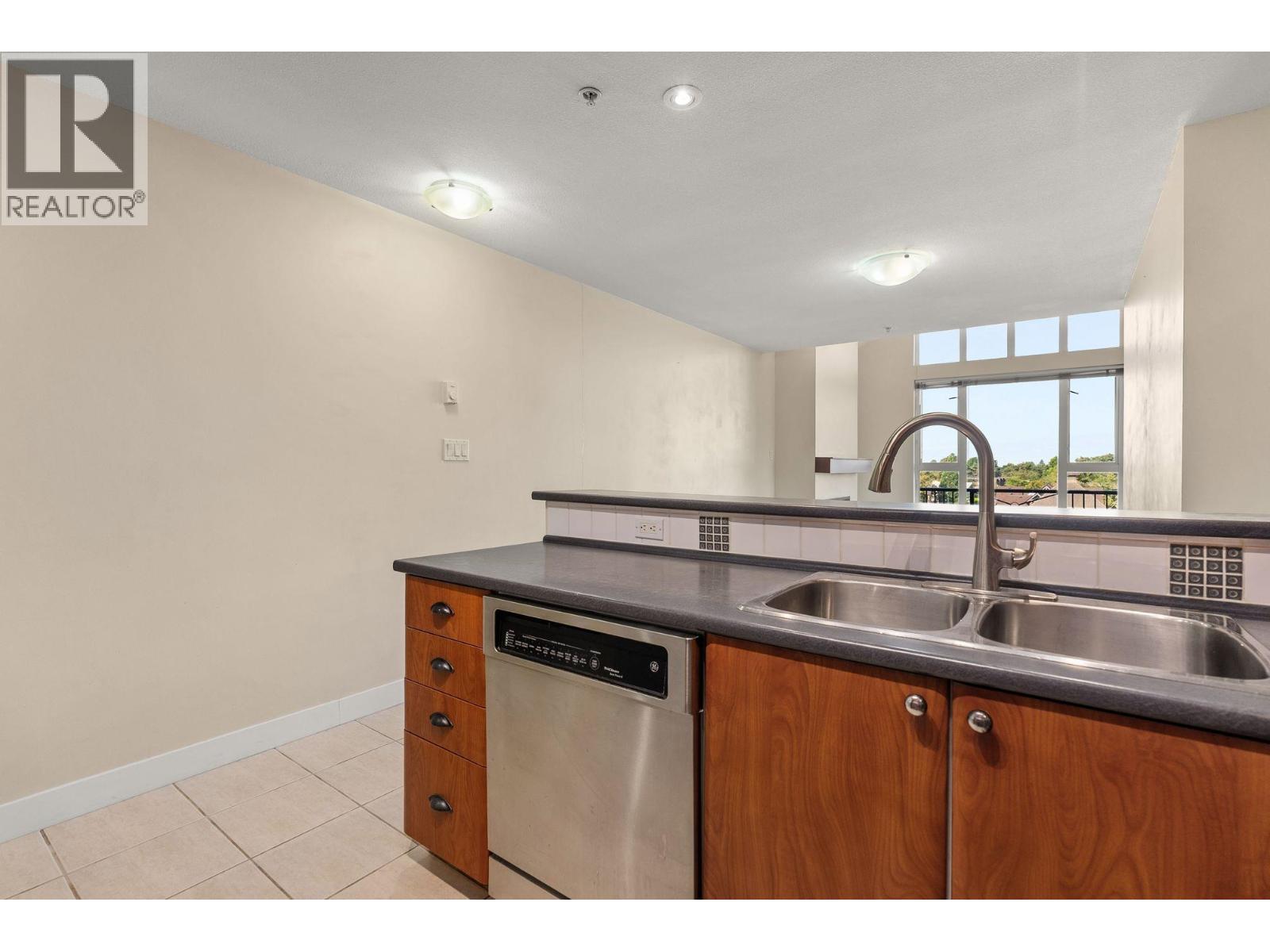 417 7089 Mont Royal Square, Vancouver, British Columbia  V5S 4W6 - Photo 16 - R3041292