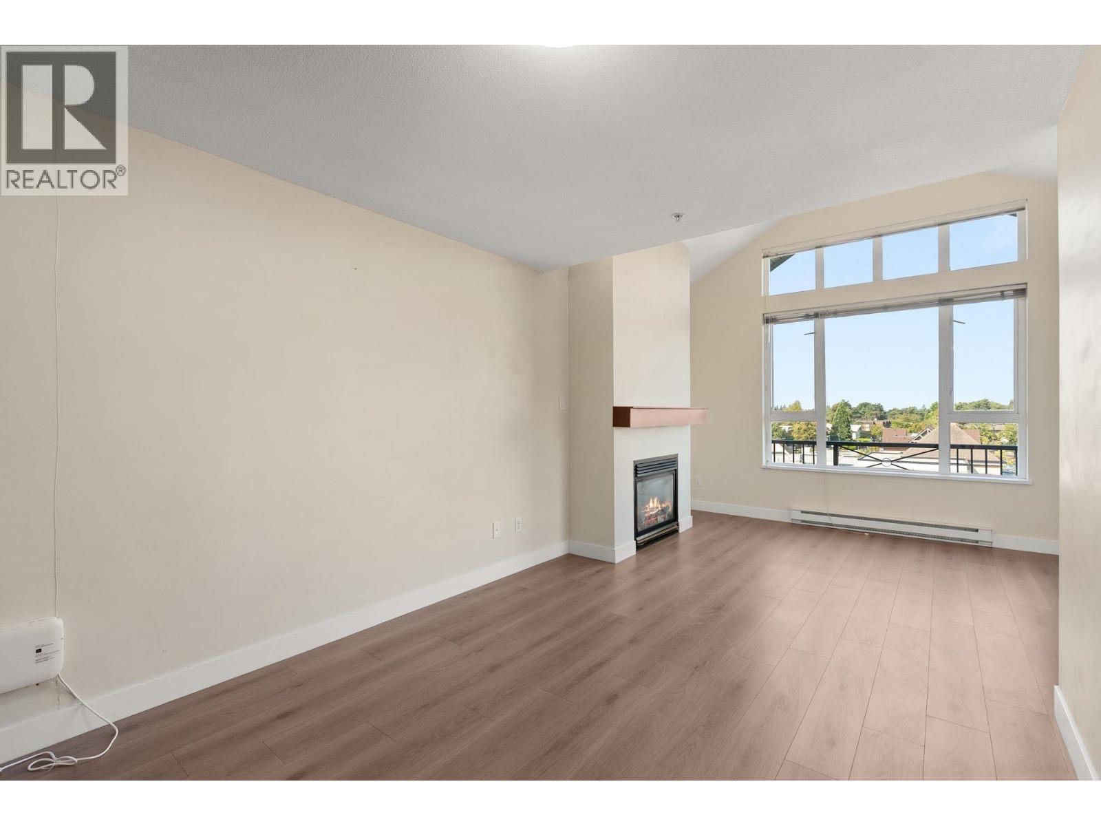 417 7089 Mont Royal Square, Vancouver, British Columbia  V5S 4W6 - Photo 7 - R3041292