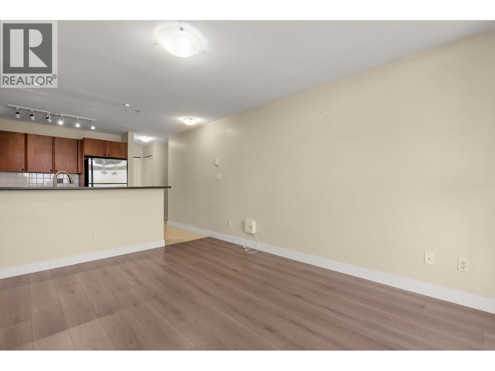 417 7089 Mont Royal Square, Vancouver, British Columbia  V5S 4W6 - Photo 13 - R3041292