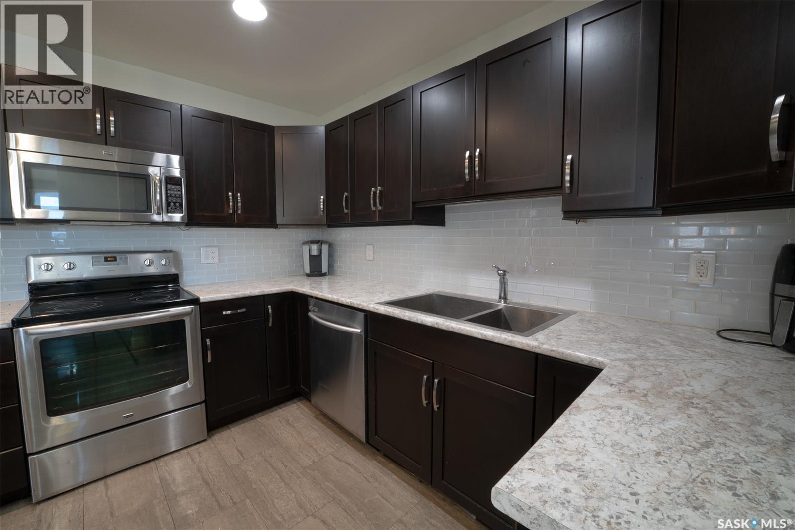 544 M Avenue N, Saskatoon, Saskatchewan  S7L 2S8 - Photo 4 - SK017064