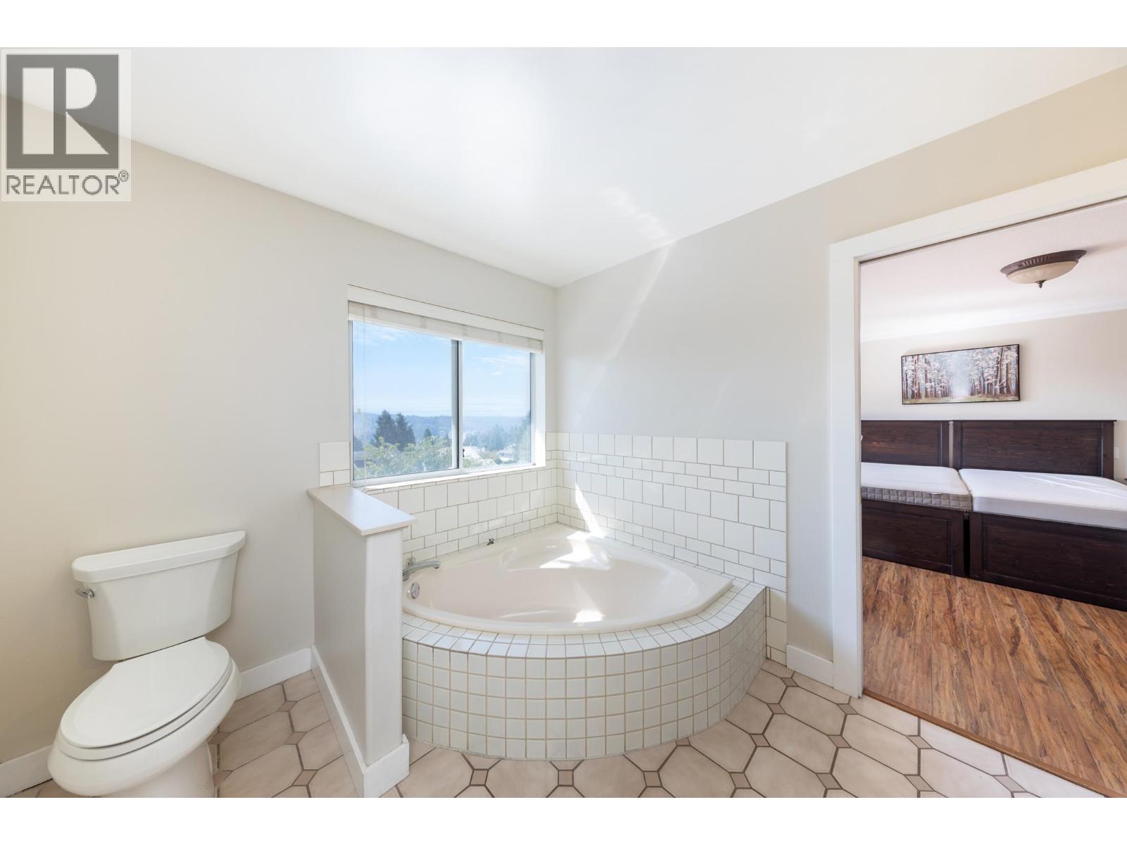 2562 Fuchsia Place, Coquitlam, British Columbia  V3E 2M7 - Photo 29 - R3041097