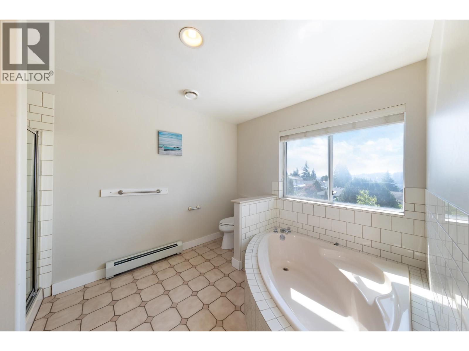 2562 Fuchsia Place, Coquitlam, British Columbia  V3E 2M7 - Photo 28 - R3041097