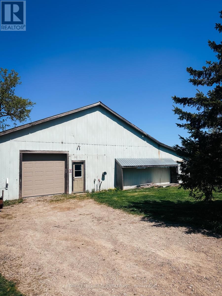 486289 30th Side Road, Mono, Ontario  L9V 1G7 - Photo 33 - X12157229
