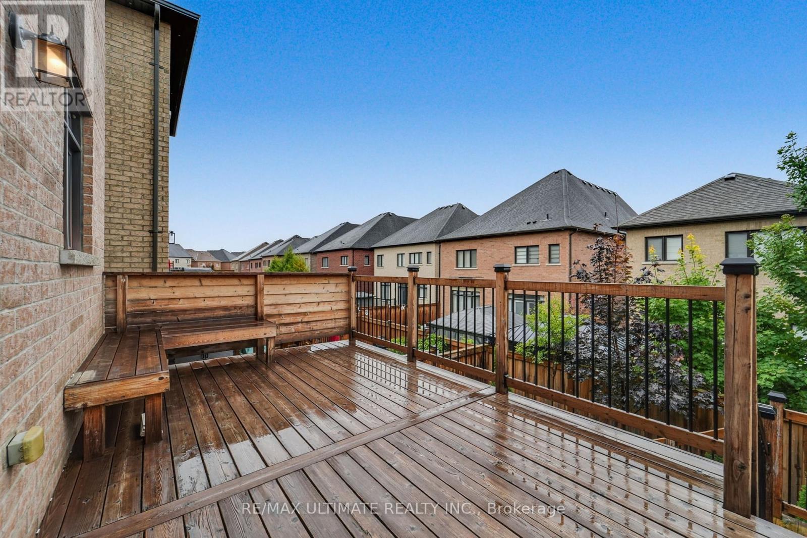 37 Zenith Avenue, Vaughan, Ontario  L4H 4K9 - Photo 10 - N12370513
