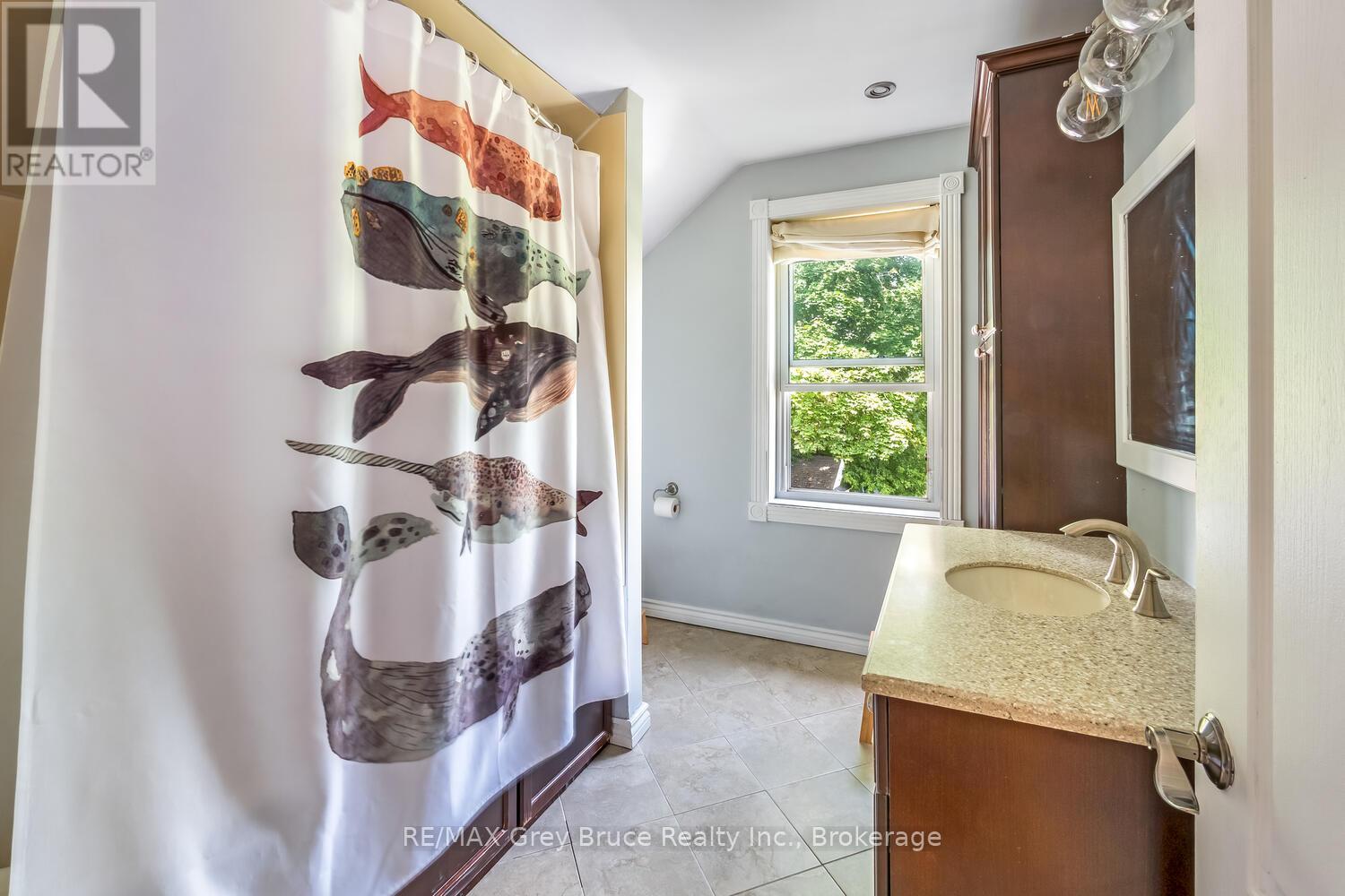 564 13th A Street, Owen Sound, Ontario  N4K 3X4 - Photo 19 - X12372026