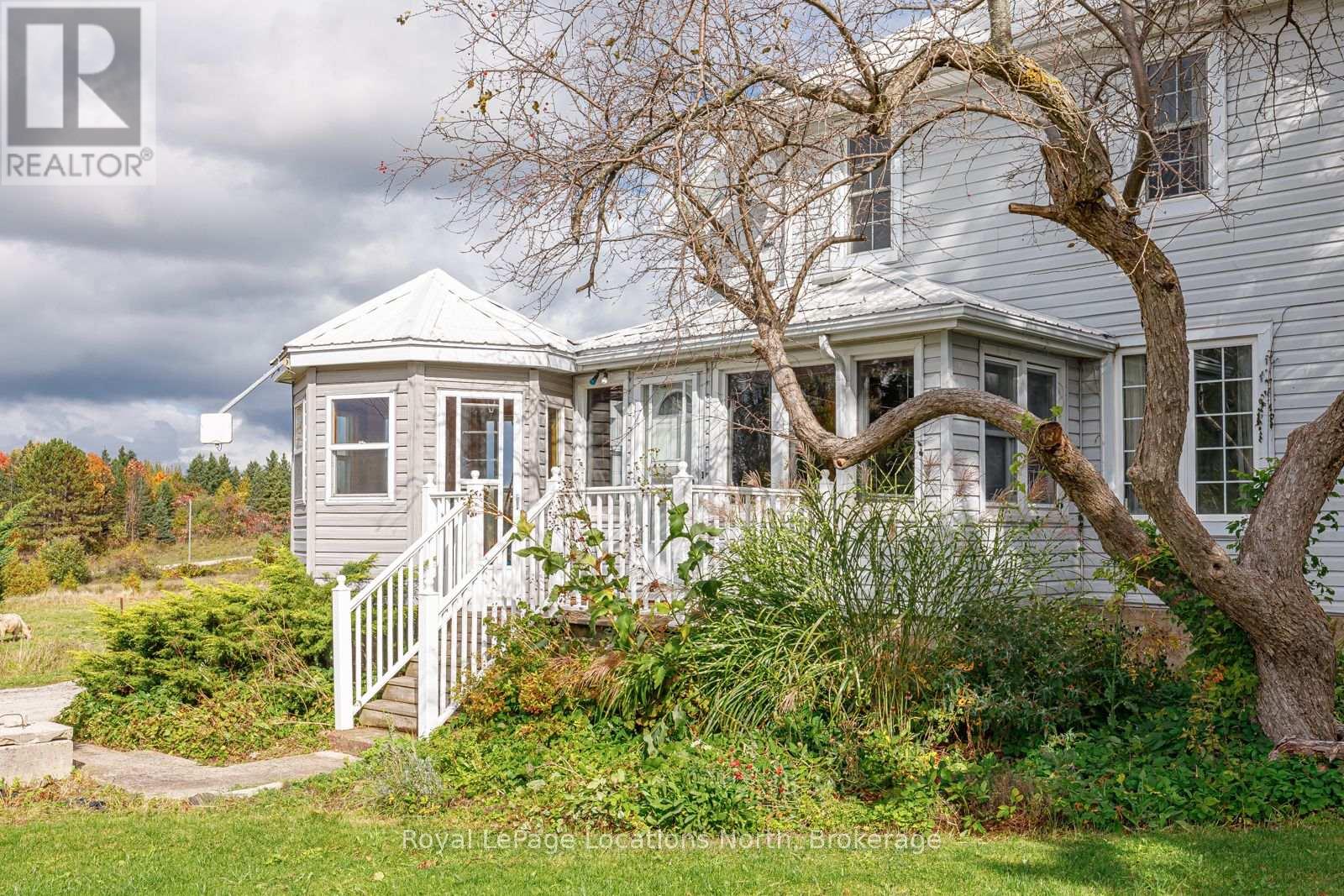 788070 Grey Road 13, Blue Mountains, Ontario  N0H 1J0 - Photo 6 - X12372034