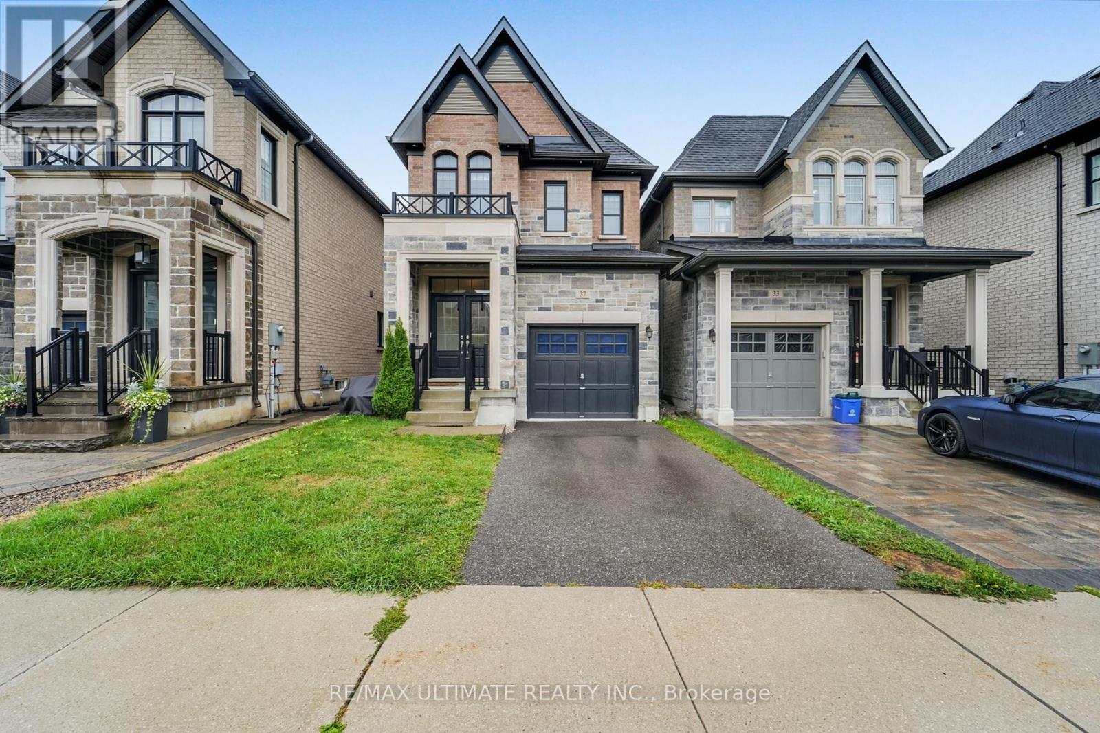 37 Zenith Avenue, Vaughan, Ontario  L4H 4K9 - Photo 37 - N12370513