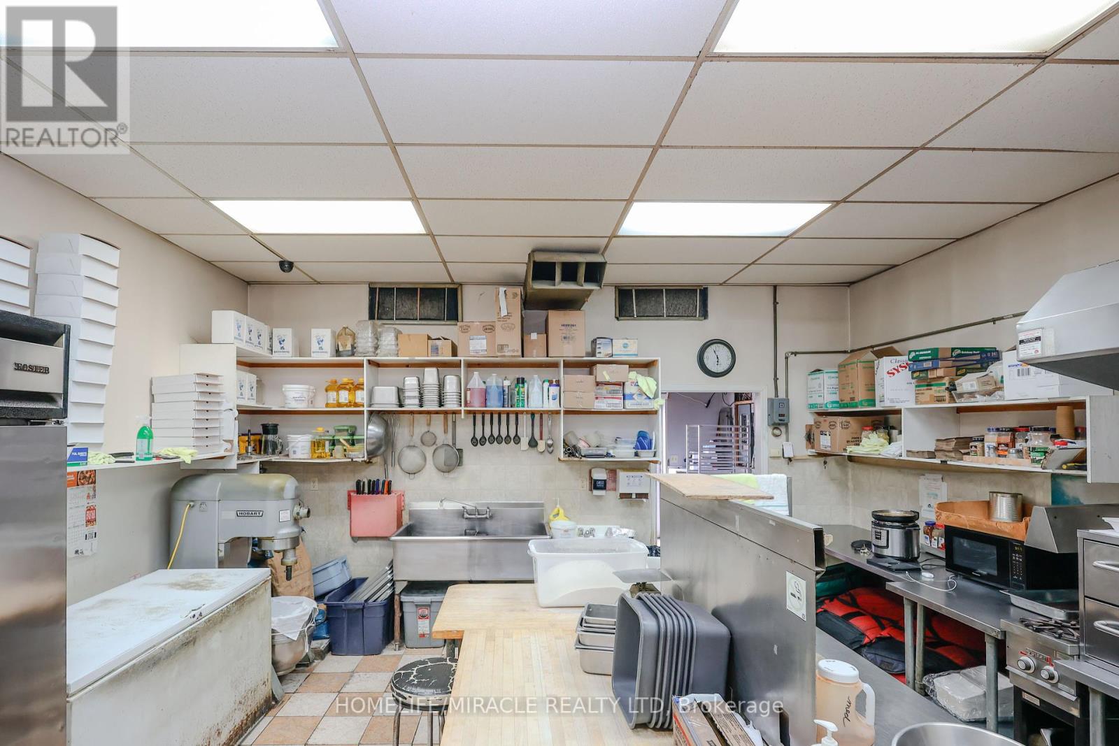 1146 Dufferin Avenue, Chatham-Kent, Ontario  N8A 2W1 - Photo 16 - X12372028