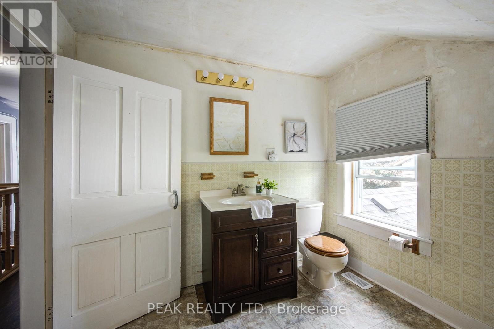 37 Decew Street W, East Zorra-Tavistock, Ontario  N0B 2R0 - Photo 21 - X12372033