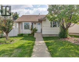67 Duston Street Deer Park Estates, Red Deer, Ca