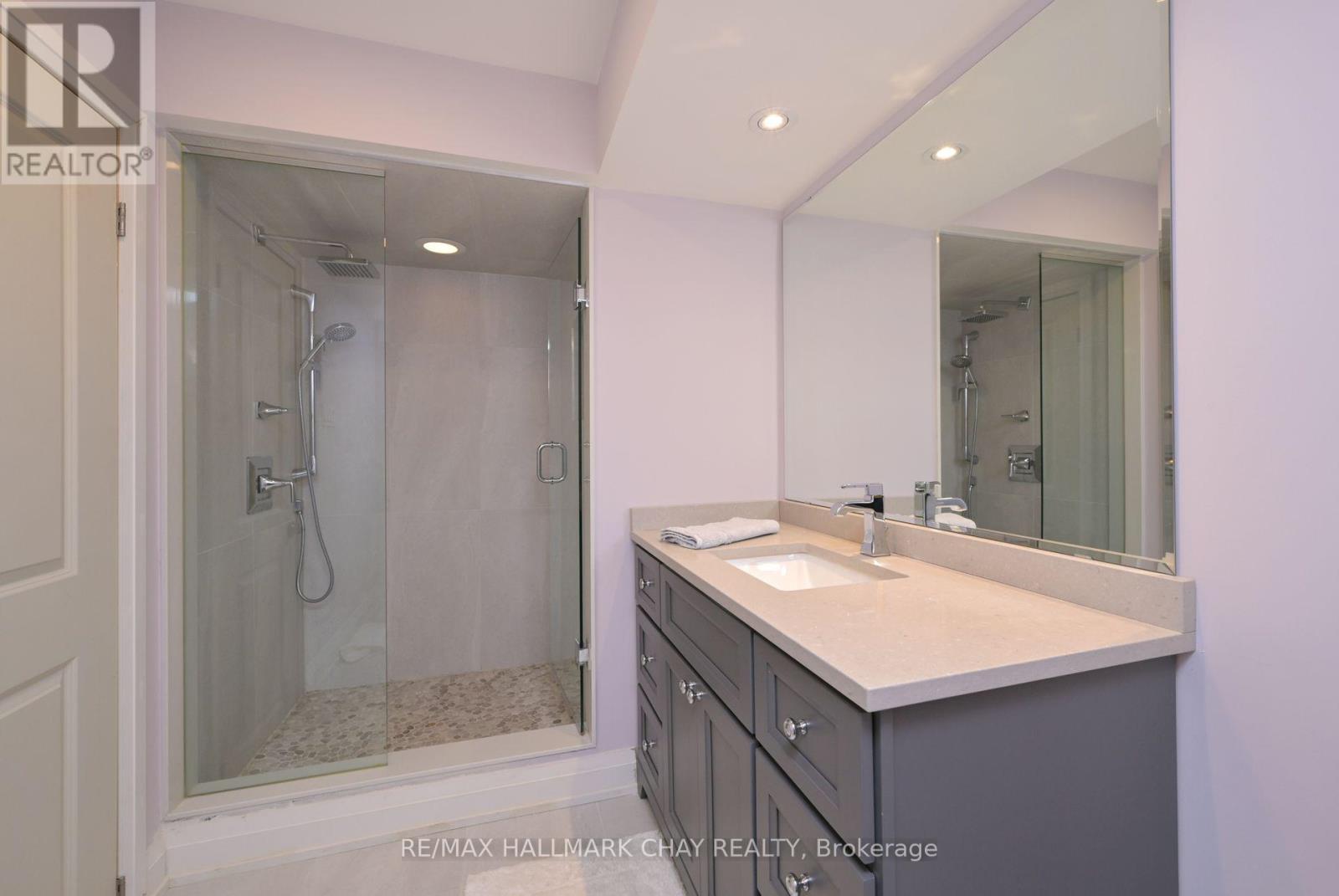 32 Burt Avenue, New Tecumseth, Ontario  L9R 0G8 - Photo 24 - N12372044