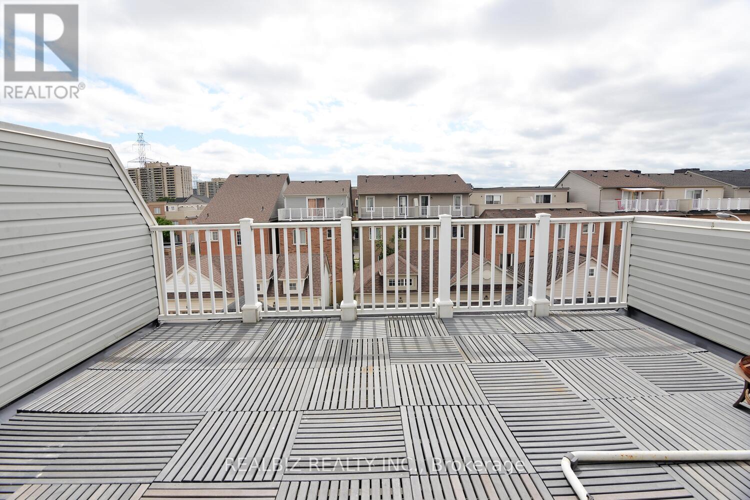 14 Herzberg Gardens, Toronto, Ontario  M3N 2P4 - Photo 39 - W12372038