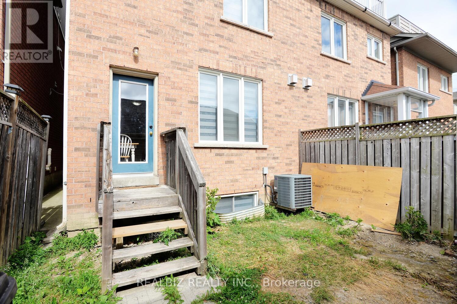 14 Herzberg Gardens, Toronto, Ontario  M3N 2P4 - Photo 47 - W12372038