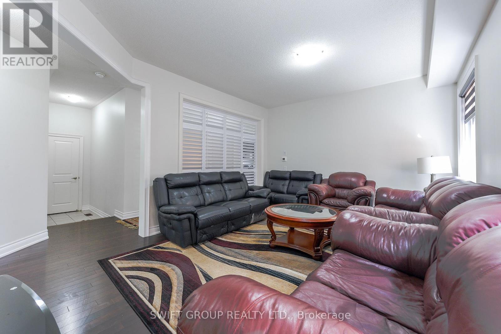 89 Deer Ridge Trail, Caledon, Ontario  L7C 4H4 - Photo 10 - W12372048