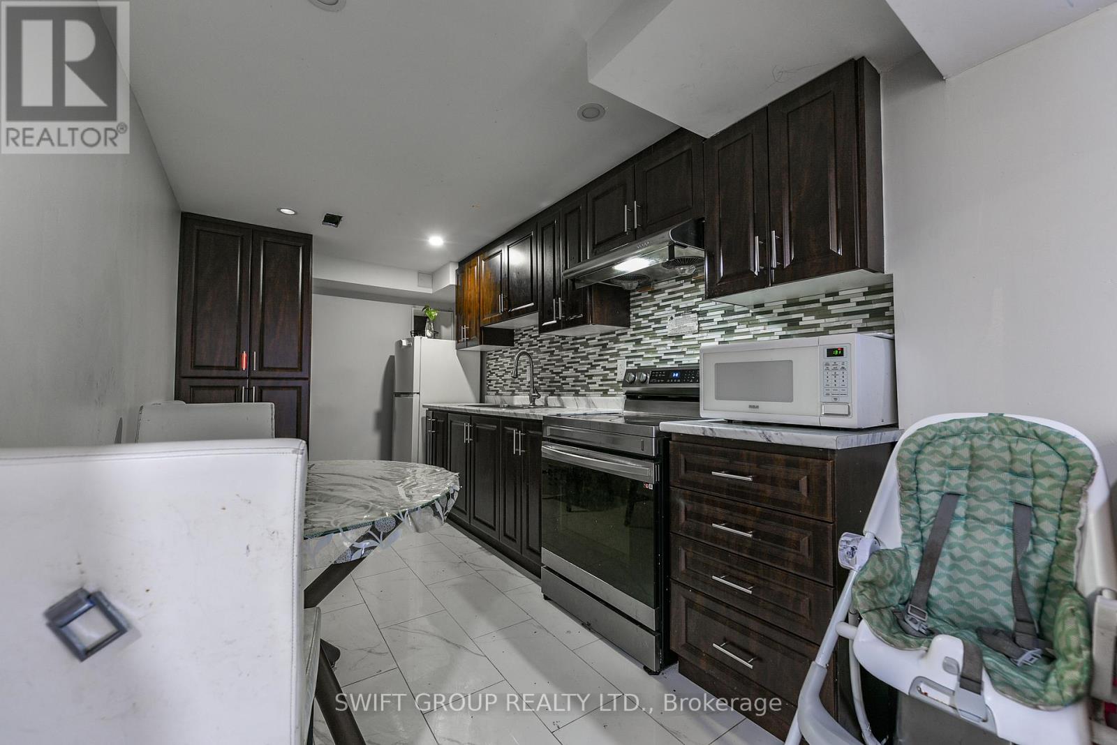 89 Deer Ridge Trail, Caledon, Ontario  L7C 4H4 - Photo 43 - W12372048