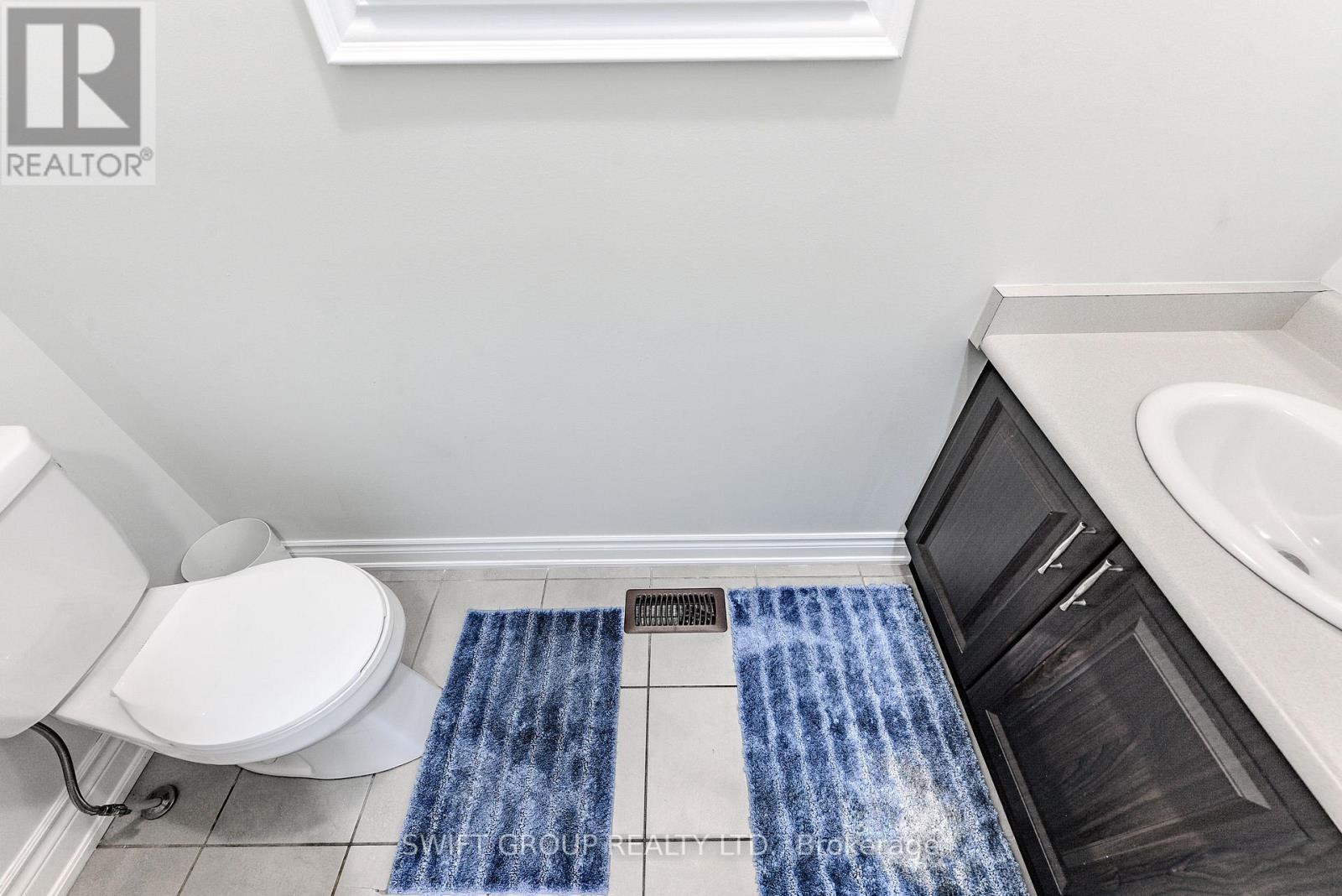 89 Deer Ridge Trail, Caledon, Ontario  L7C 4H4 - Photo 6 - W12372048