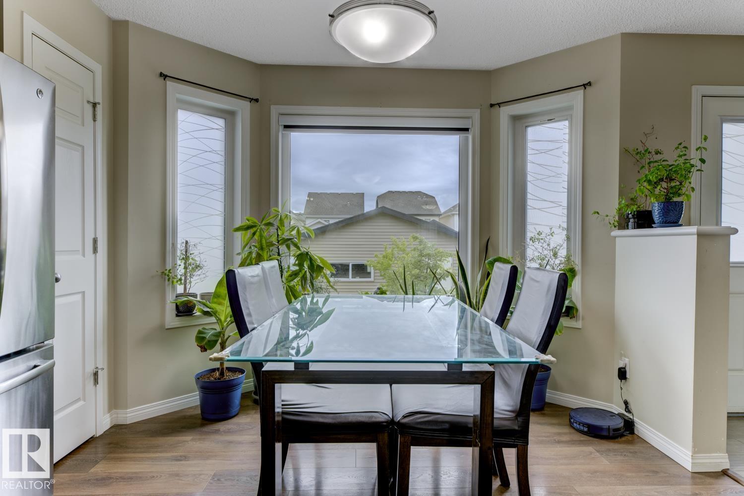 754 Eagleson Cr Nw, Edmonton, Alberta  T6M 0V2 - Photo 14 - E4455492