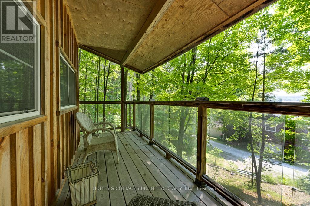 185 Maple Hollow Drive, Lanark Highlands, Ontario  K0G 1M0 - Photo 12 - X12372061