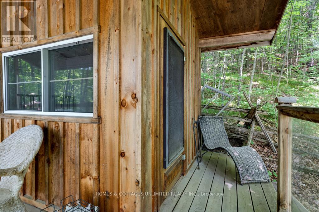185 Maple Hollow Drive, Lanark Highlands, Ontario  K0G 1M0 - Photo 13 - X12372061