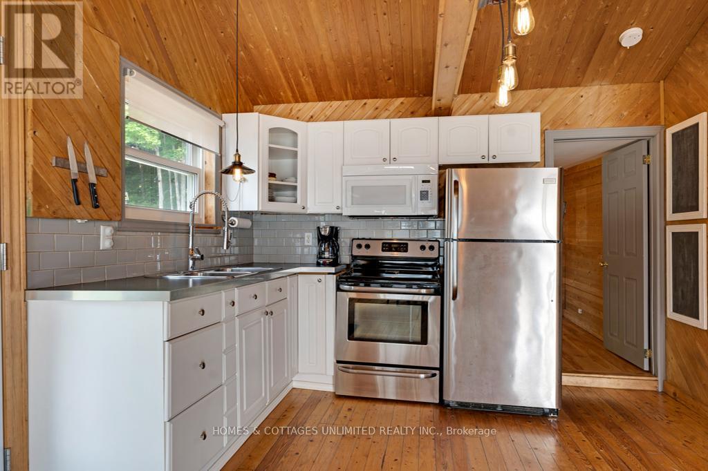 185 Maple Hollow Drive, Lanark Highlands, Ontario  K0G 1M0 - Photo 22 - X12372061