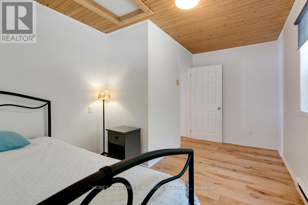 185 Maple Hollow Drive, Lanark Highlands, Ontario  K0G 1M0 - Photo 32 - X12372061