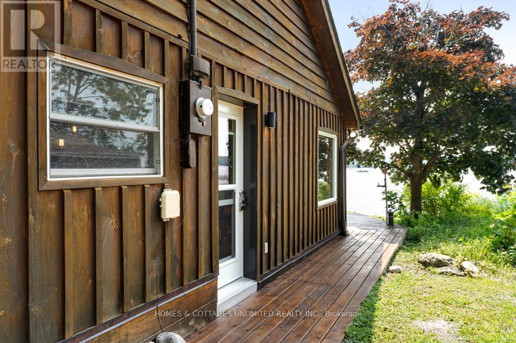 185 Maple Hollow Drive, Lanark Highlands, Ontario  K0G 1M0 - Photo 5 - X12372061