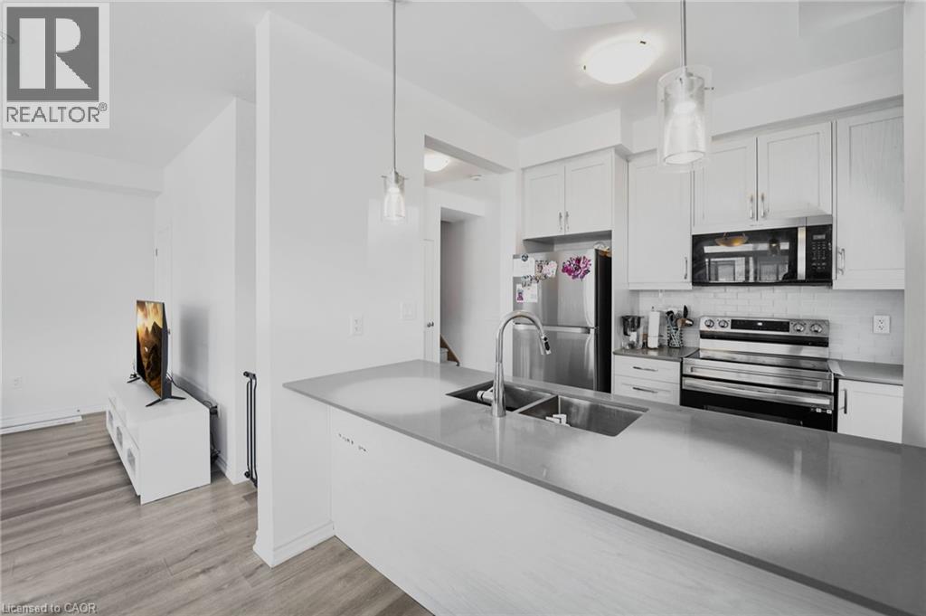 461 Blackburn Drive Unit# 104, Brantford, Ontario  N3T 0W9 - Photo 14 - 40749717