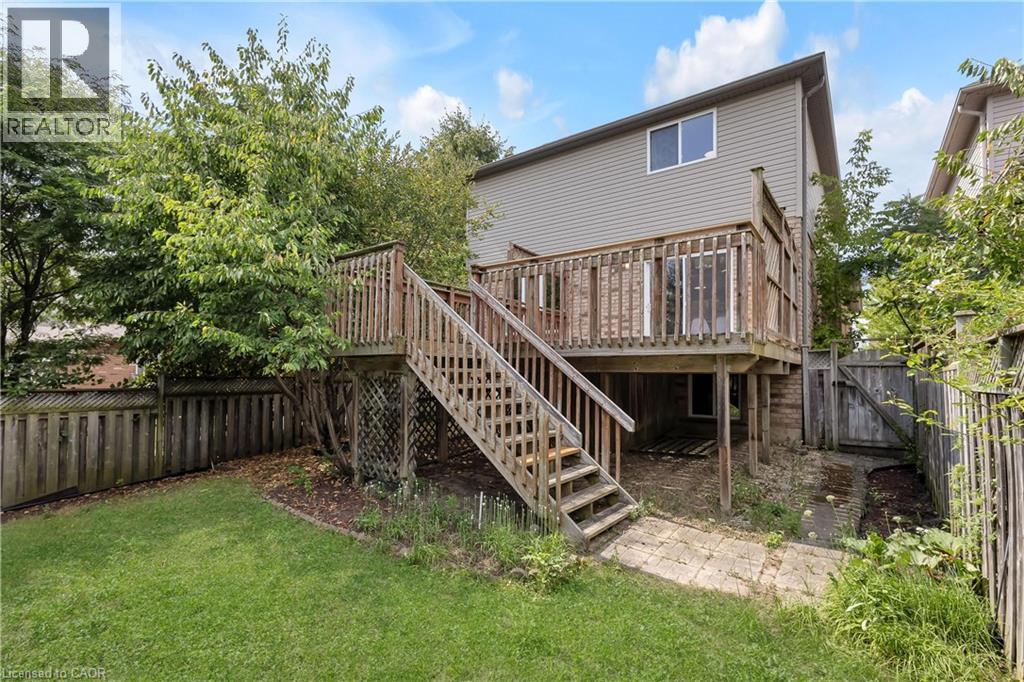205 Holbeach Crescent, Waterloo, Ontario  N2J 4Y3 - Photo 32 - 40764838