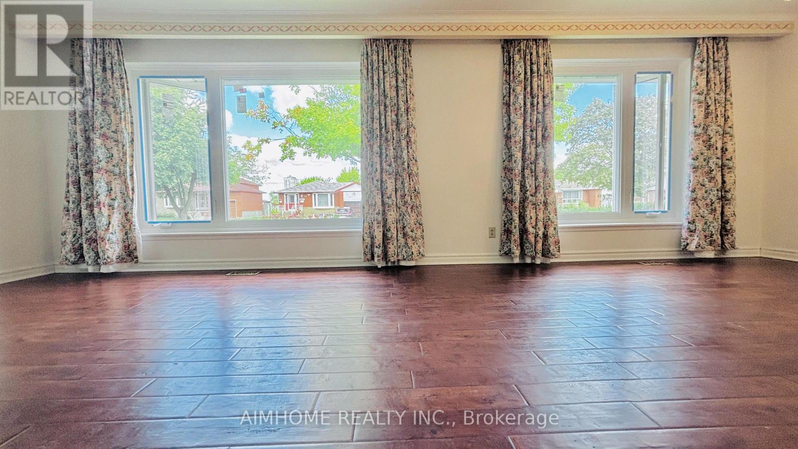 19 Sunderland Crescent, Toronto, Ontario  M1H 2V2 - Photo 12 - E12372073
