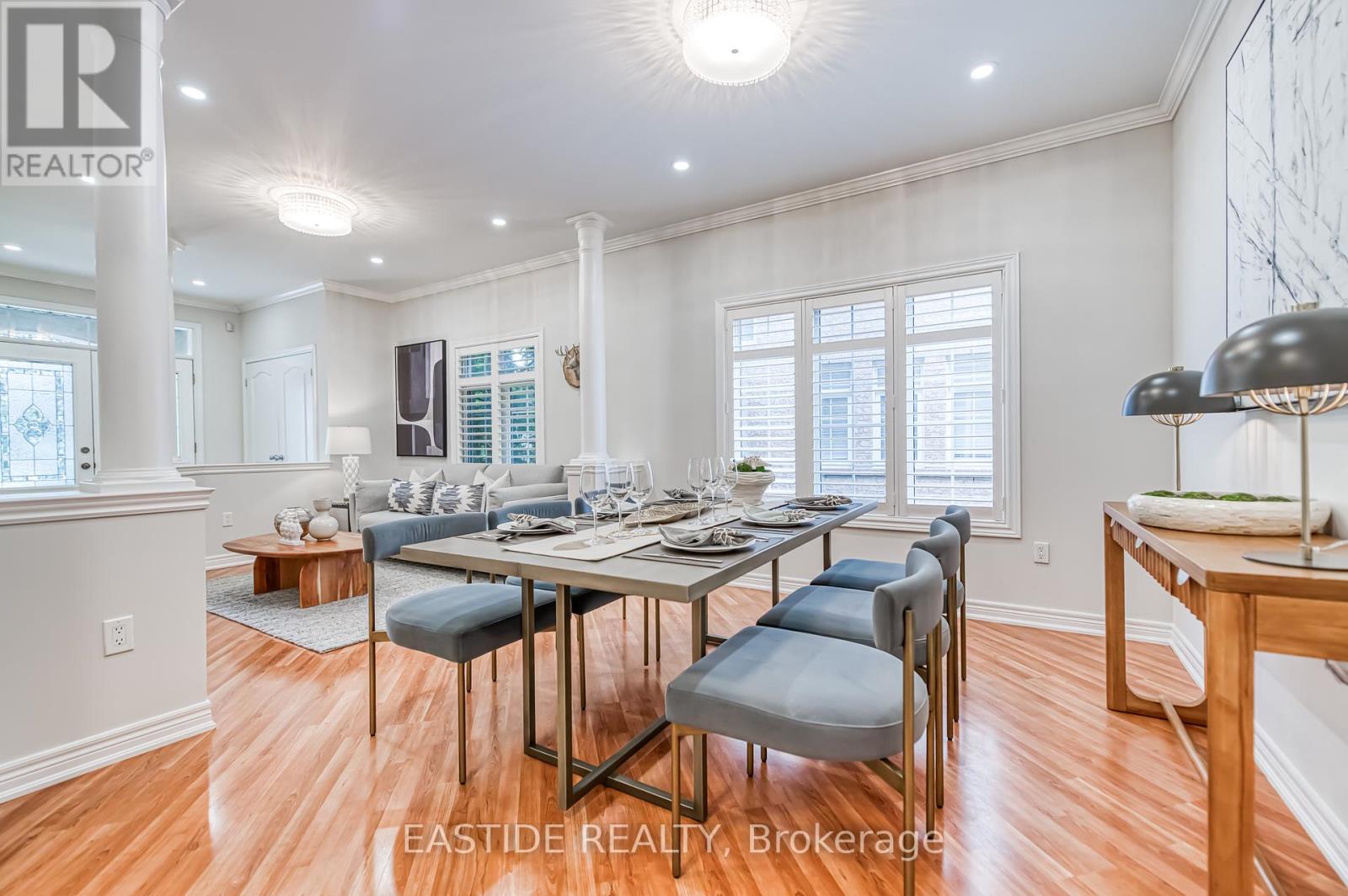 2422 Hertfordshire Way, Oakville, Ontario  L6H 7M5 - Photo 12 - W12372079