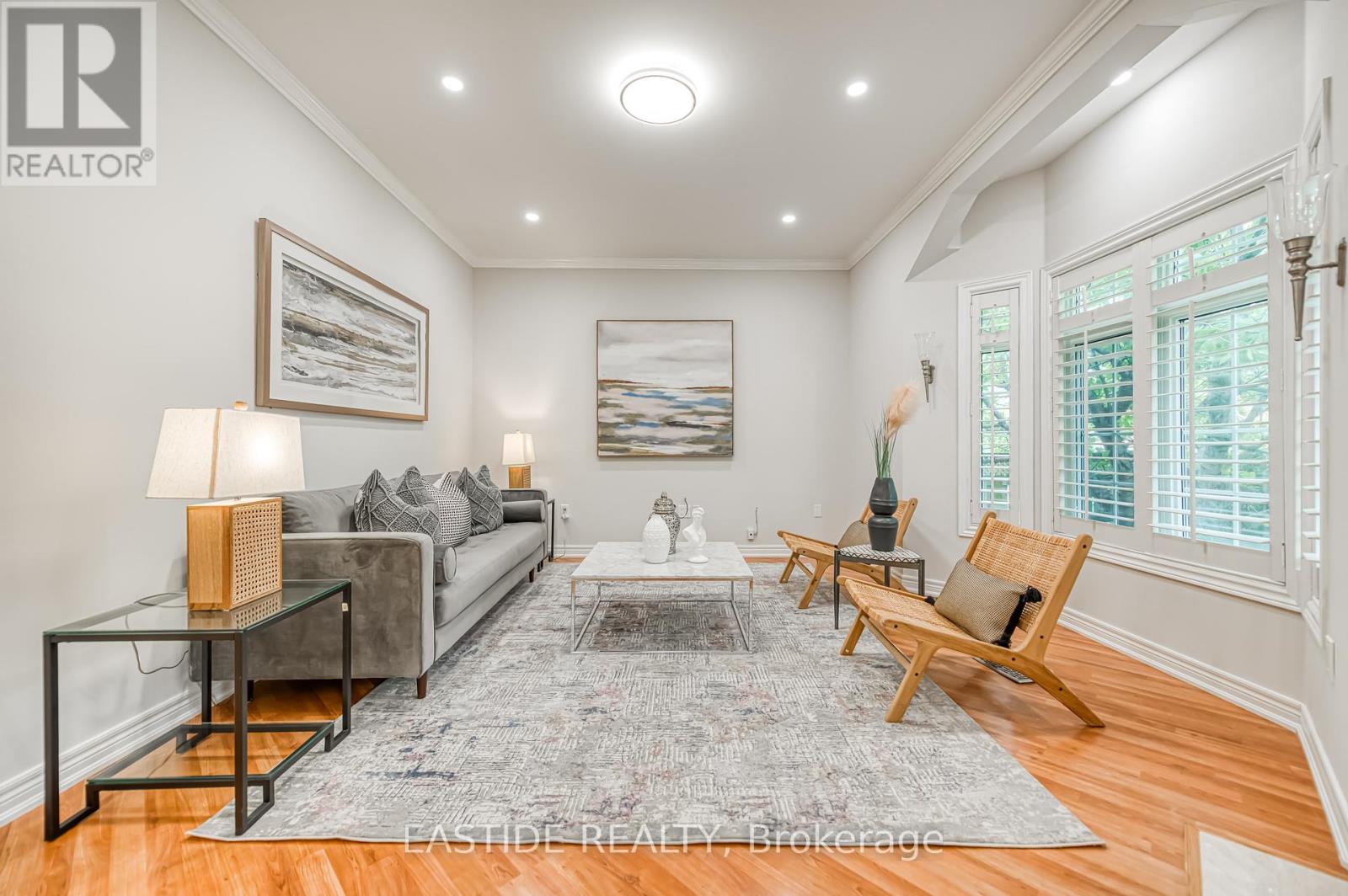 2422 Hertfordshire Way, Oakville, Ontario  L6H 7M5 - Photo 18 - W12372079