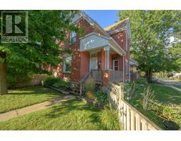 447 WOODMAN AVENUE, London East, Ontario