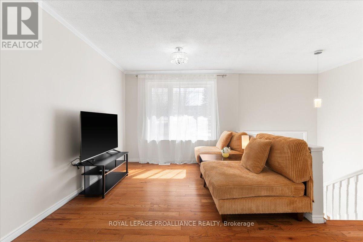 267 County Road 28, Prince Edward County, Ontario  K8N 4Z7 - Photo 24 - X12273076