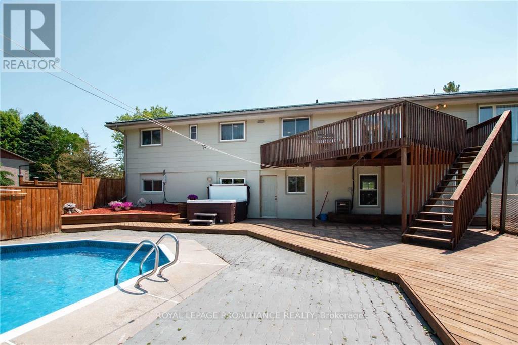 267 County Road 28, Prince Edward County, Ontario  K8N 4Z7 - Photo 43 - X12273076