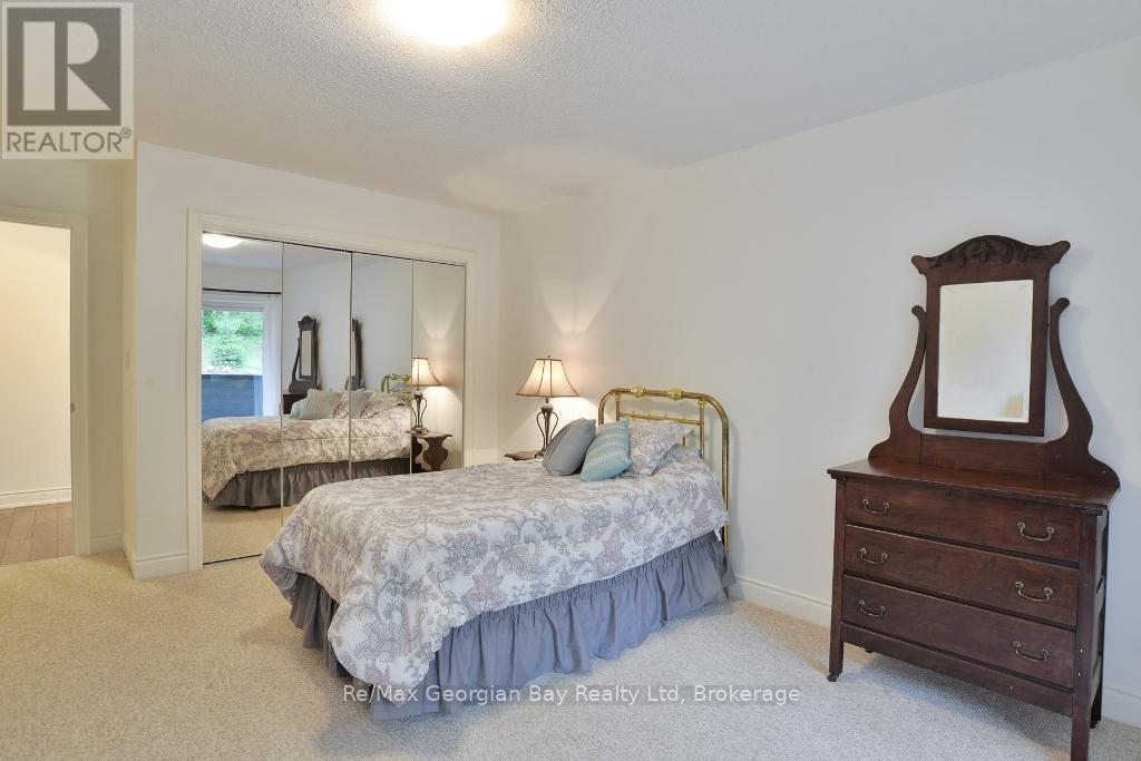 206 - 10a Kimberley Avenue, Bracebridge, Ontario  P1L 0A6 - Photo 15 - X12372103