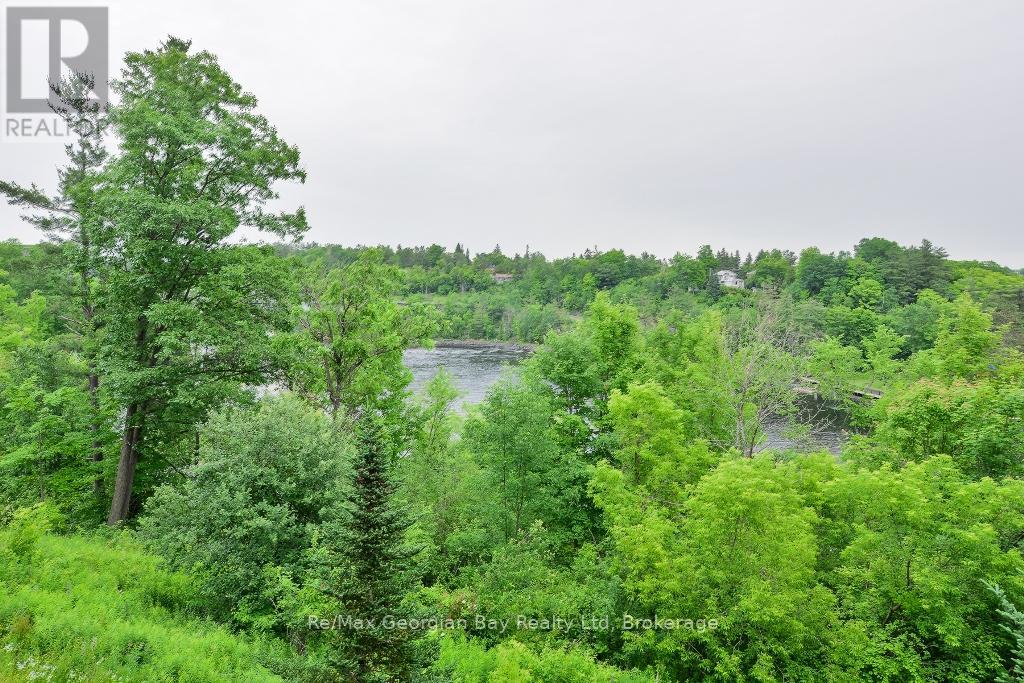 206 - 10a Kimberley Avenue, Bracebridge, Ontario  P1L 0A6 - Photo 27 - X12372103