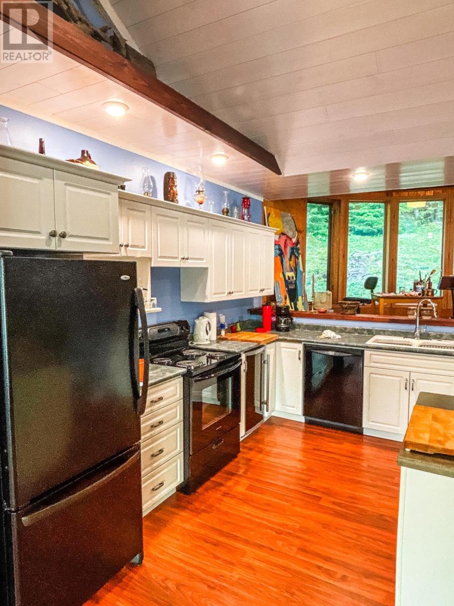 5 Whiskey Jack Way, S Shore Poplar Bay, S Of Kenora, Ontario  P0X 1C0 - Photo 11 - TB252374